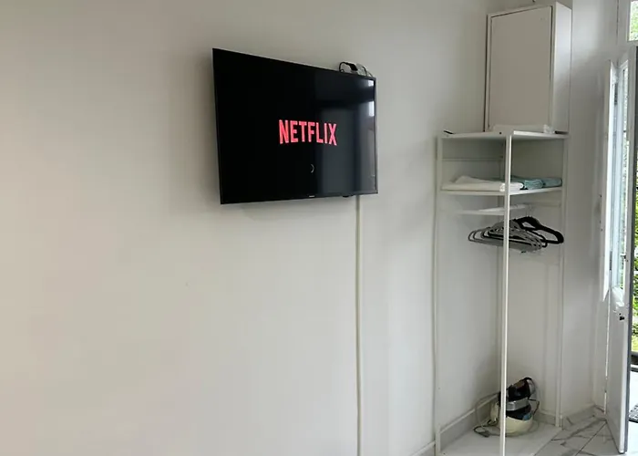 Apartment Dora's *